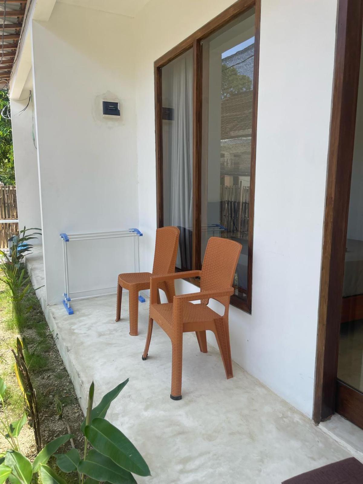 The Corner Homestay Kuta  Esterno foto